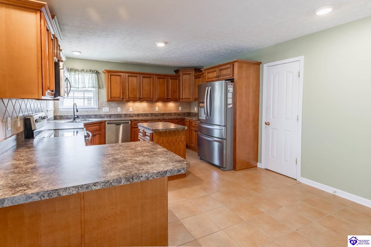 700 Pine Valley Drive