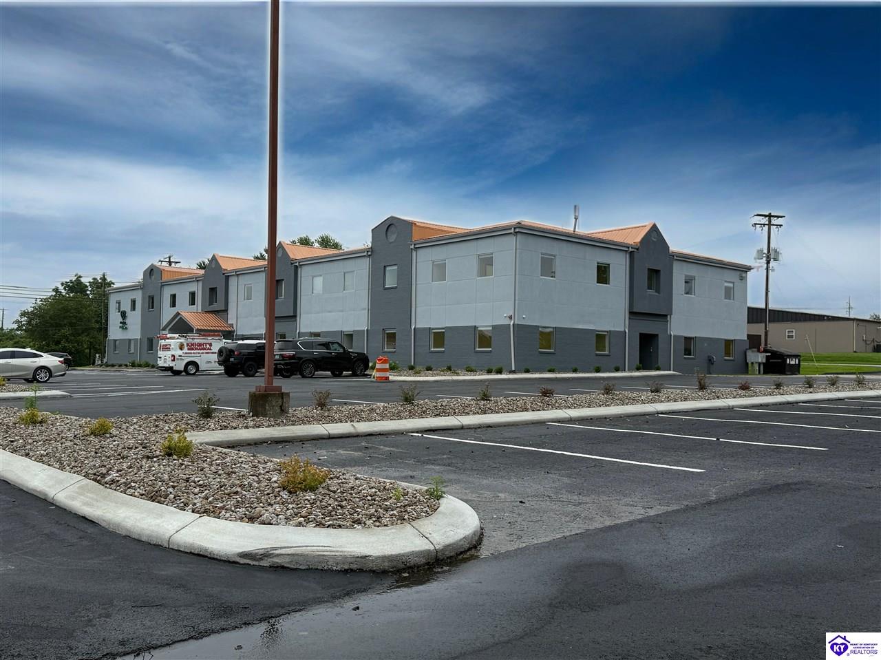 1230-212 Woodland Drive