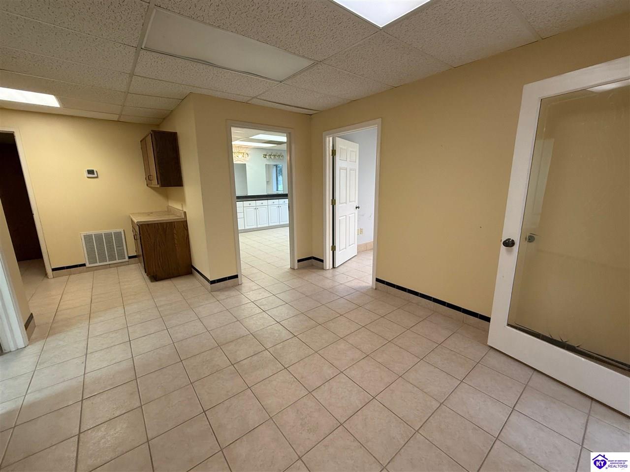 1230-115 Woodland Drive
