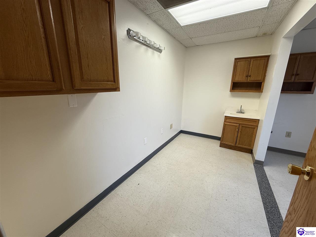 1230-116 Woodland Drive