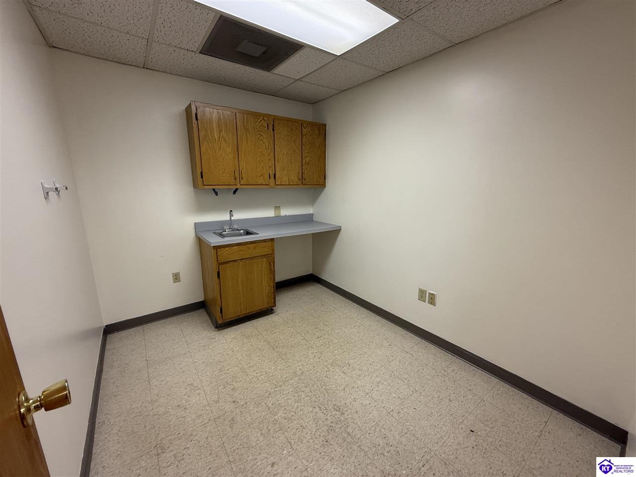 1230-116 Woodland Drive