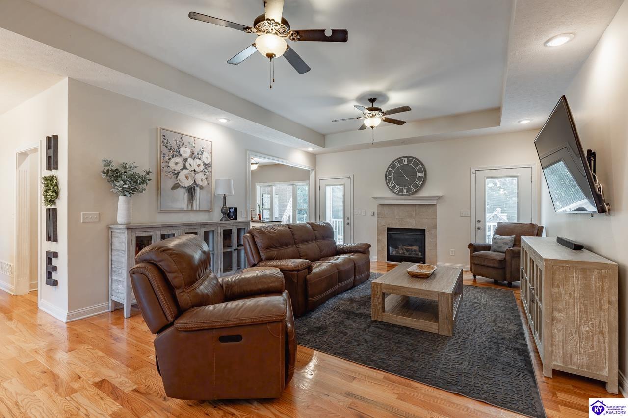 578 Deer Run Way