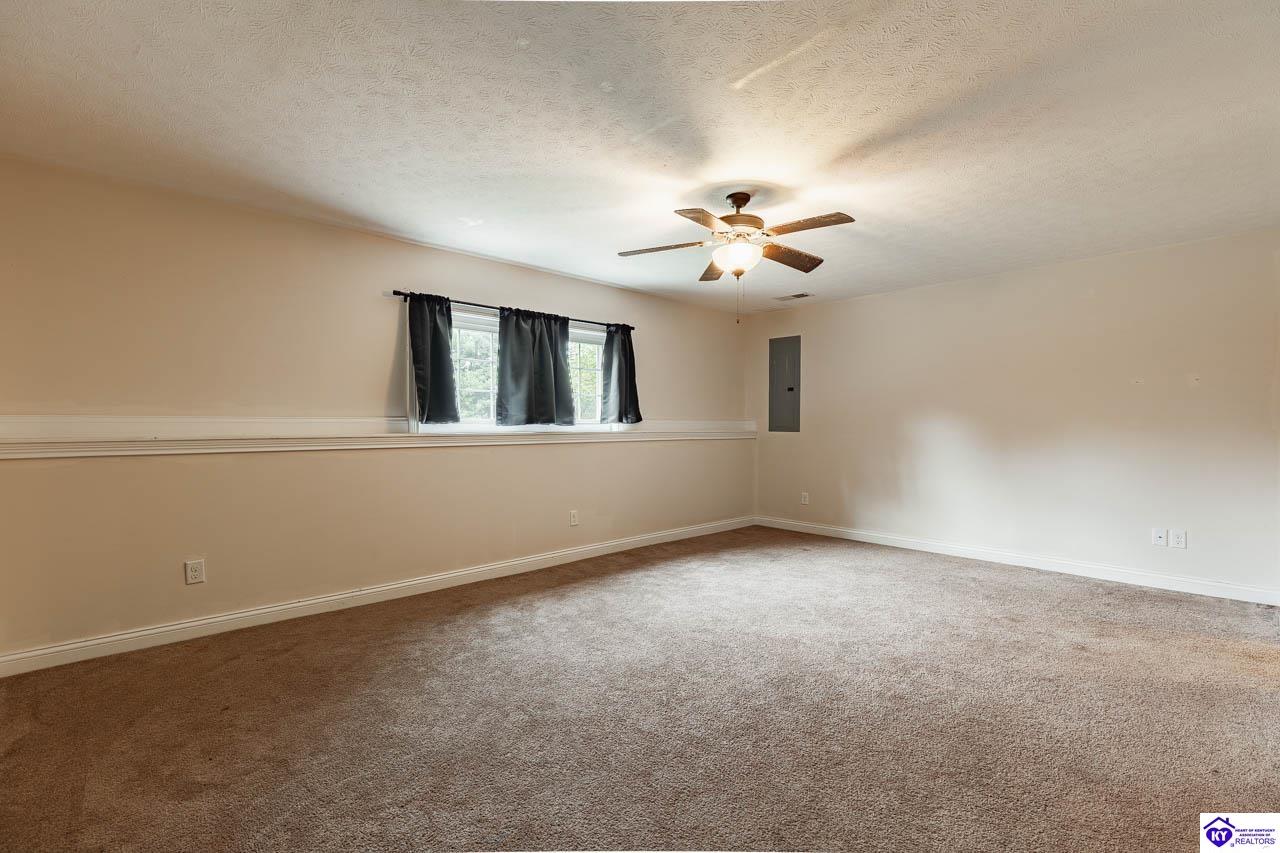 578 Deer Run Way