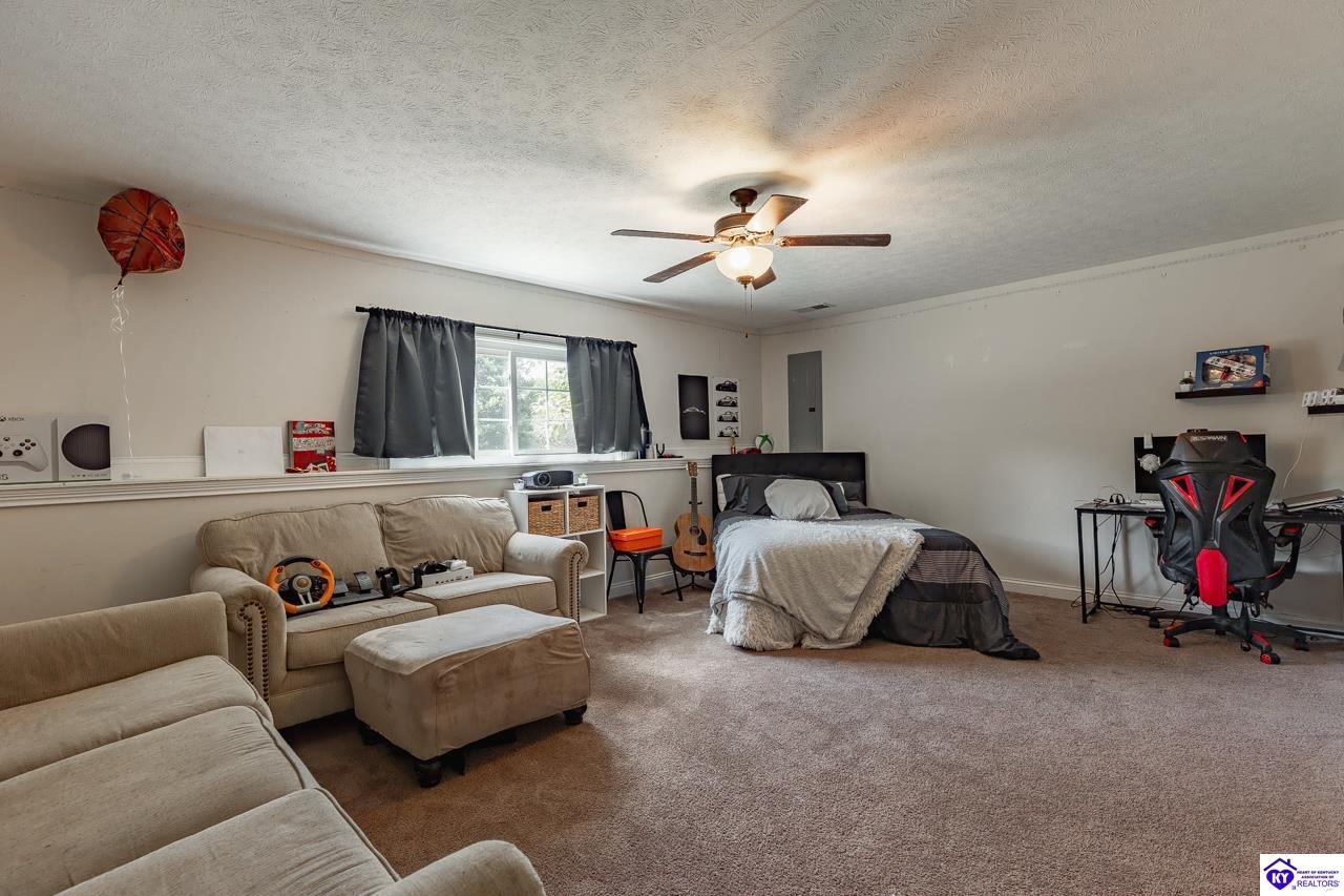 578 Deer Run Way