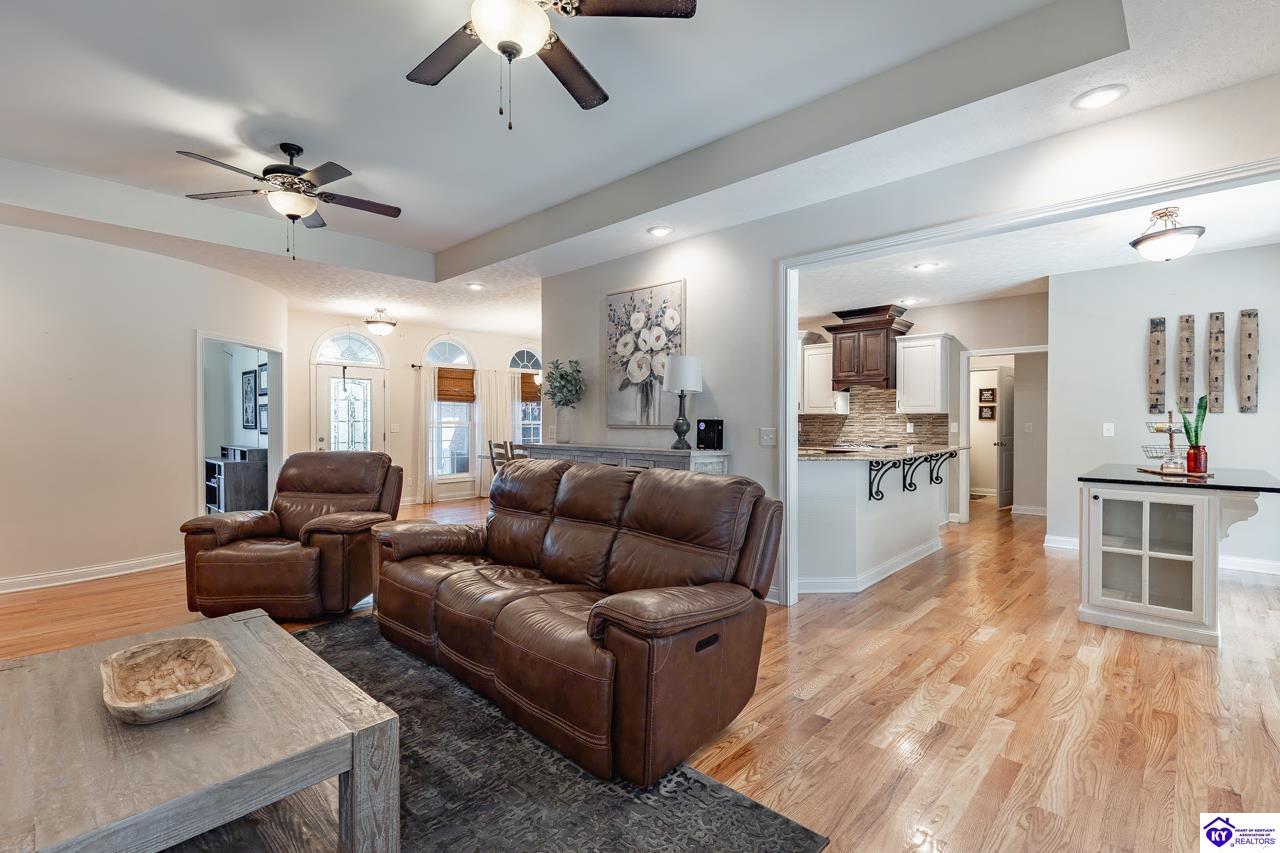 578 Deer Run Way