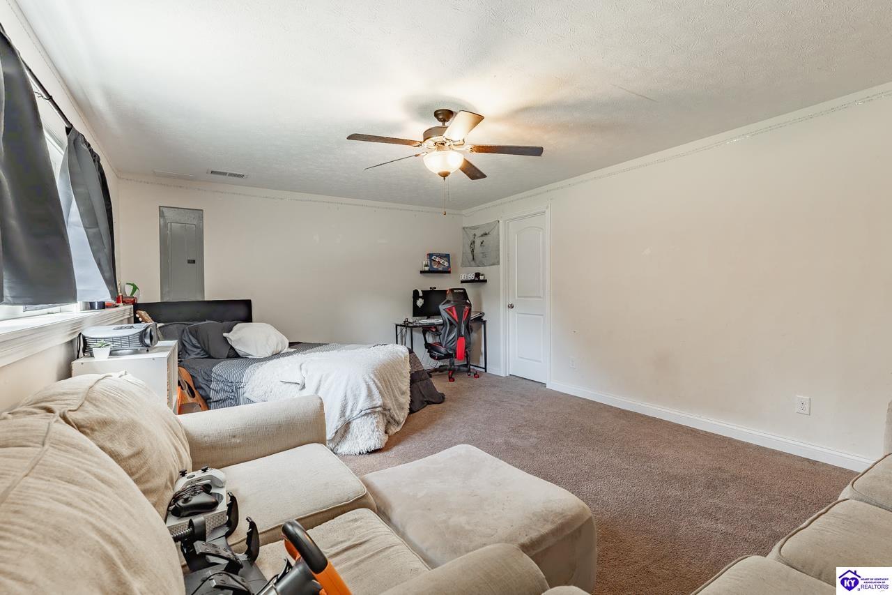 578 Deer Run Way