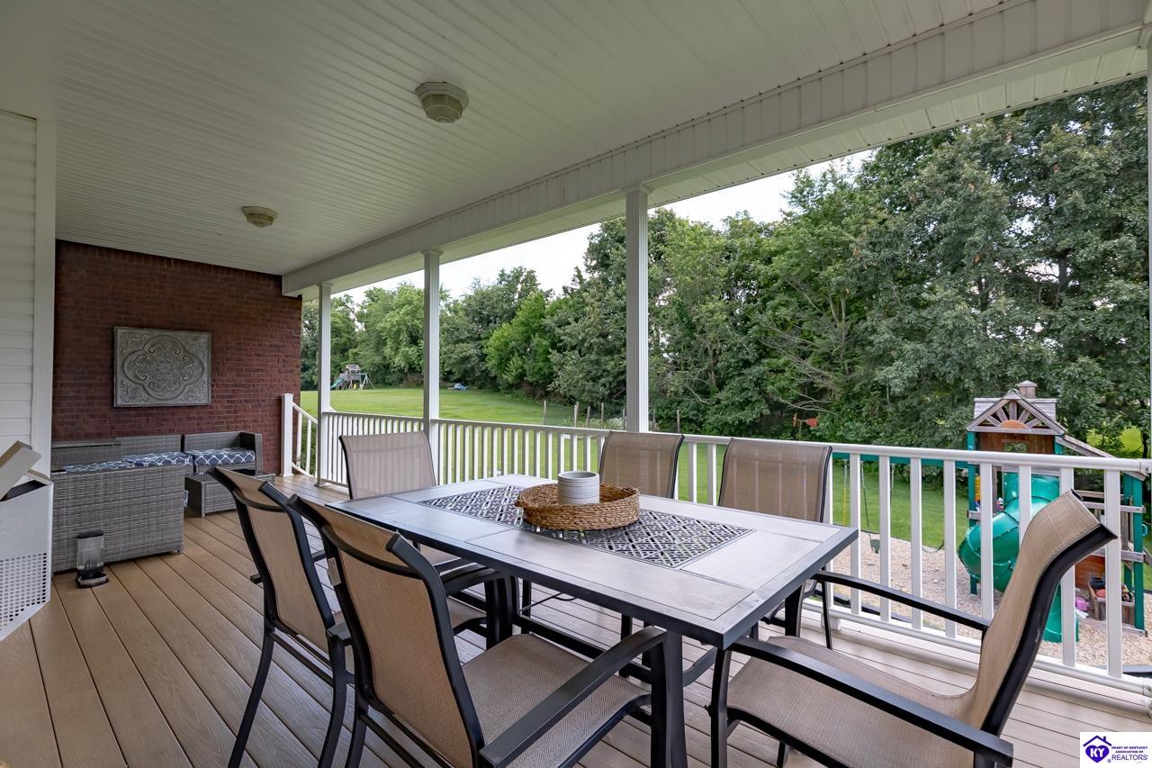 578 Deer Run Way