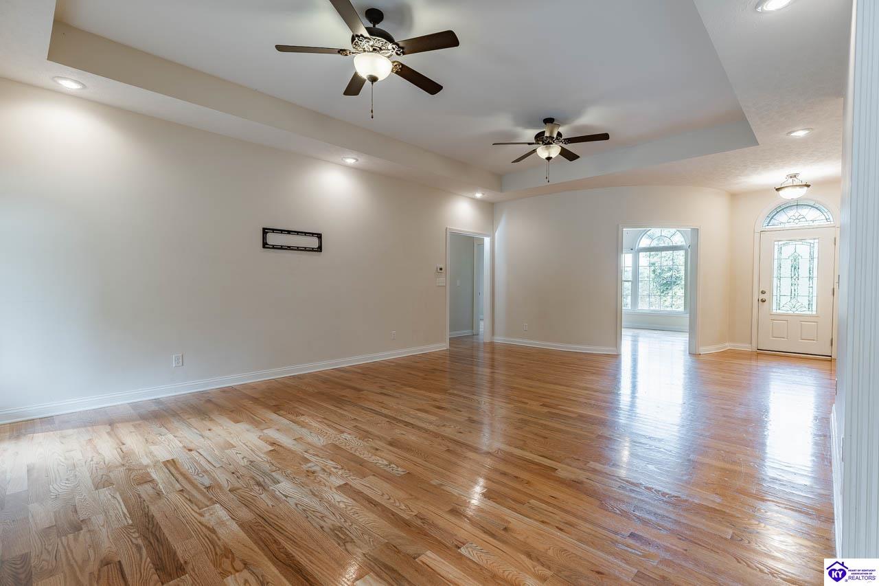 578 Deer Run Way