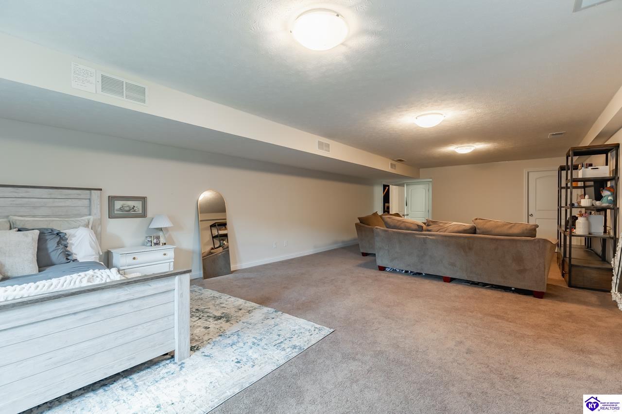 578 Deer Run Way