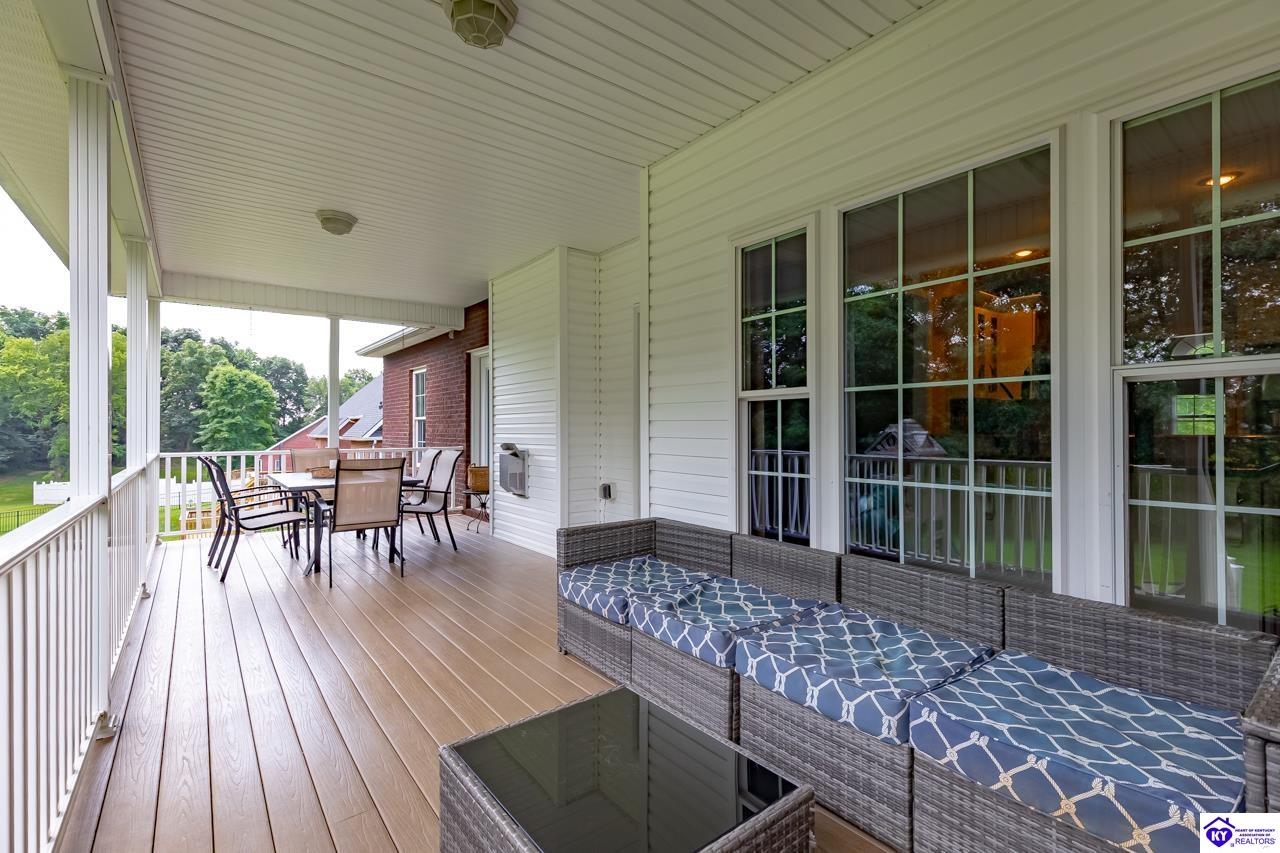 578 Deer Run Way