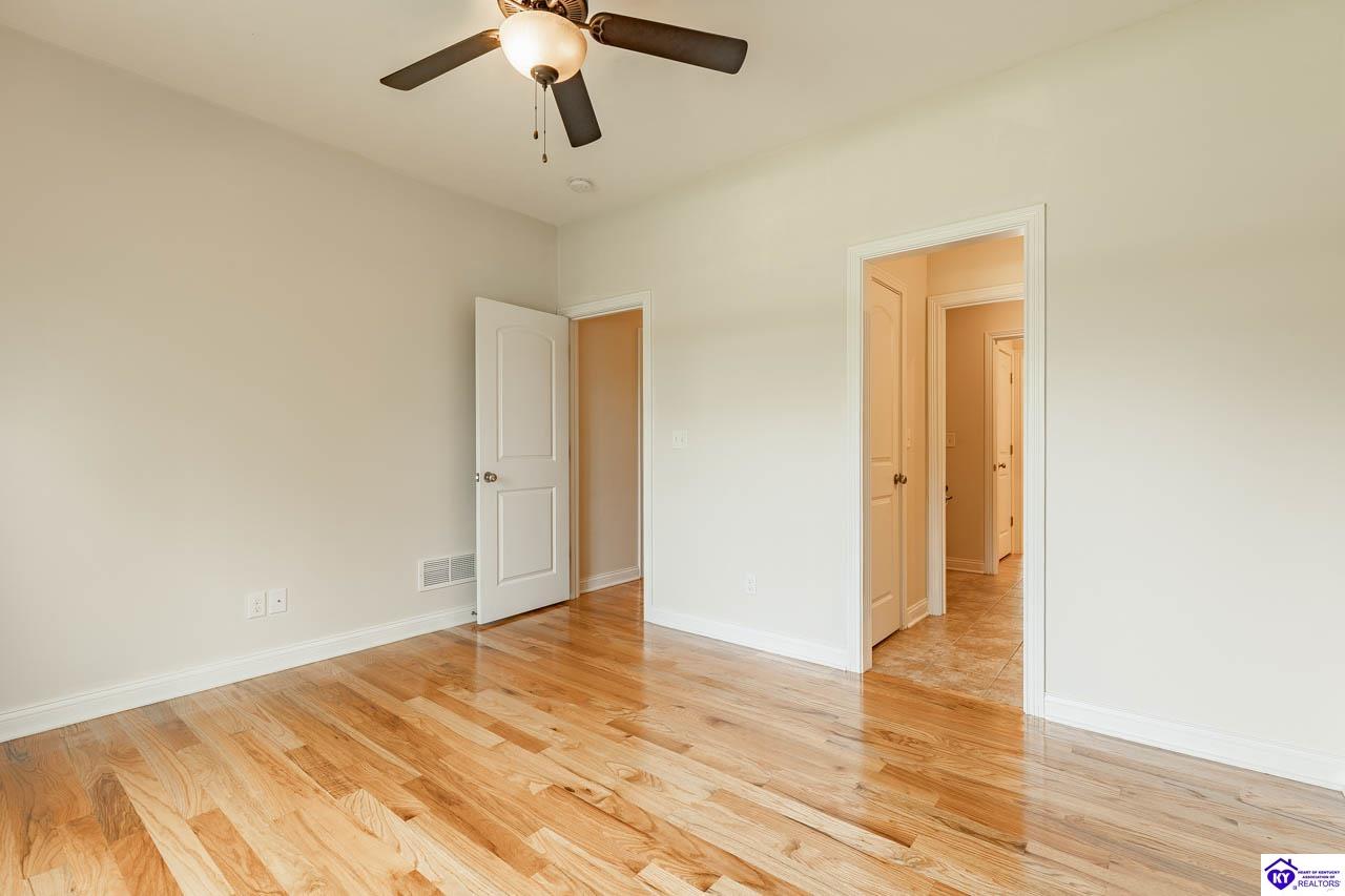 578 Deer Run Way