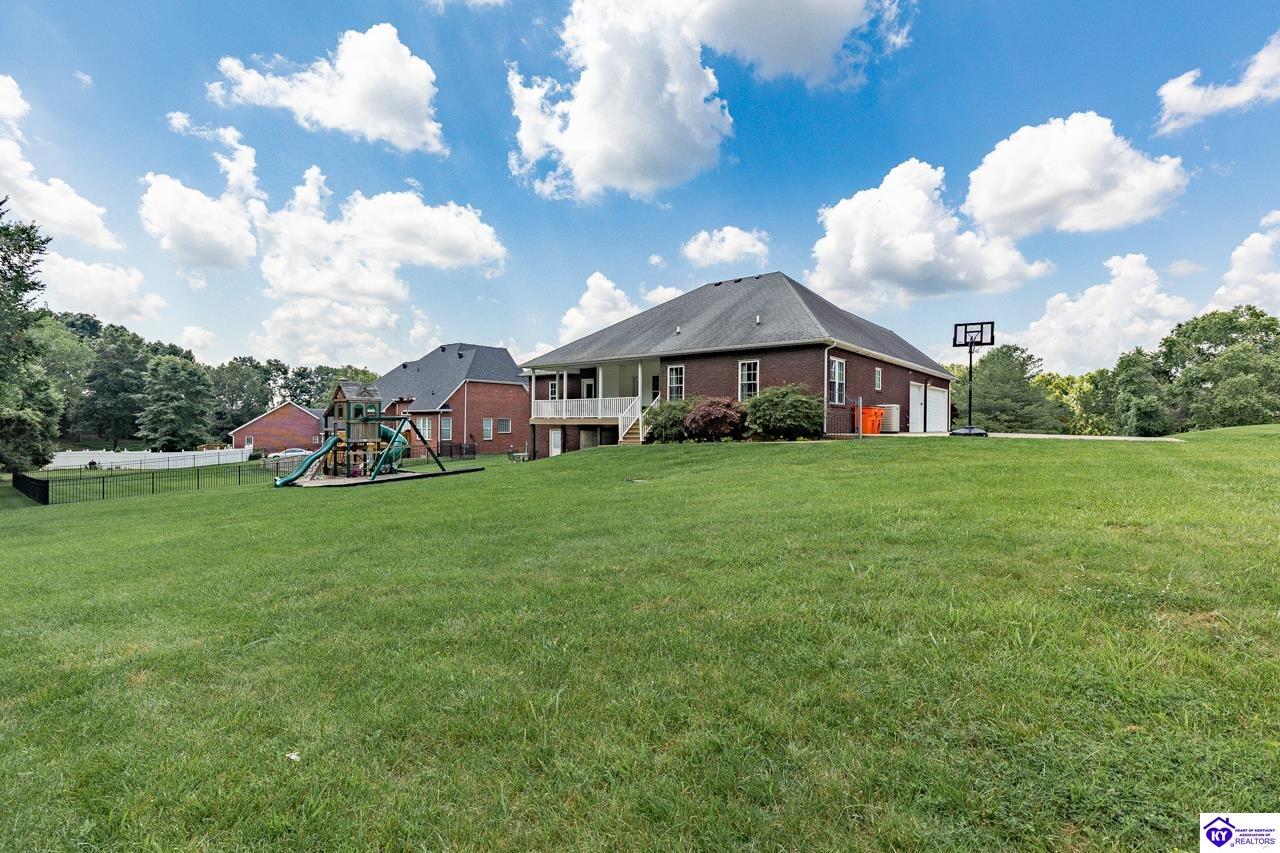 578 Deer Run Way