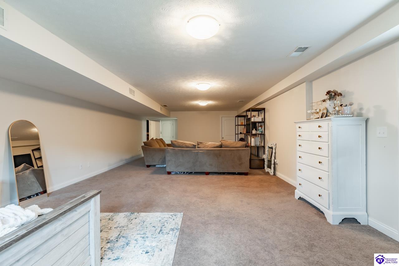 578 Deer Run Way