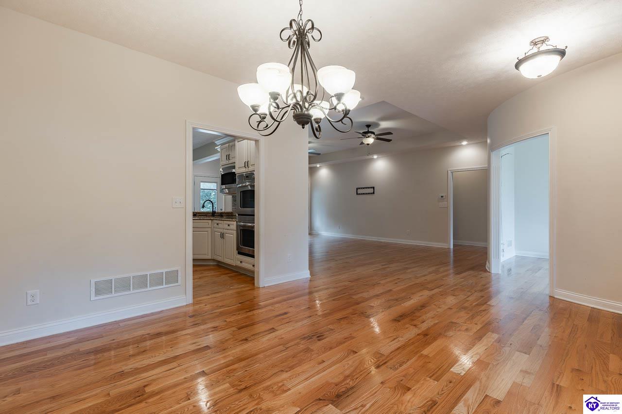 578 Deer Run Way