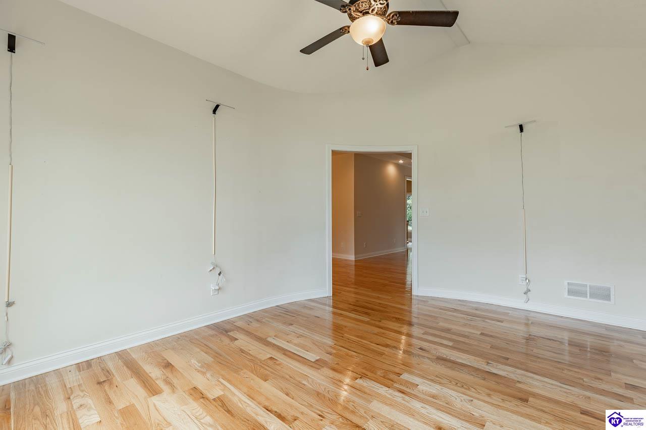 578 Deer Run Way