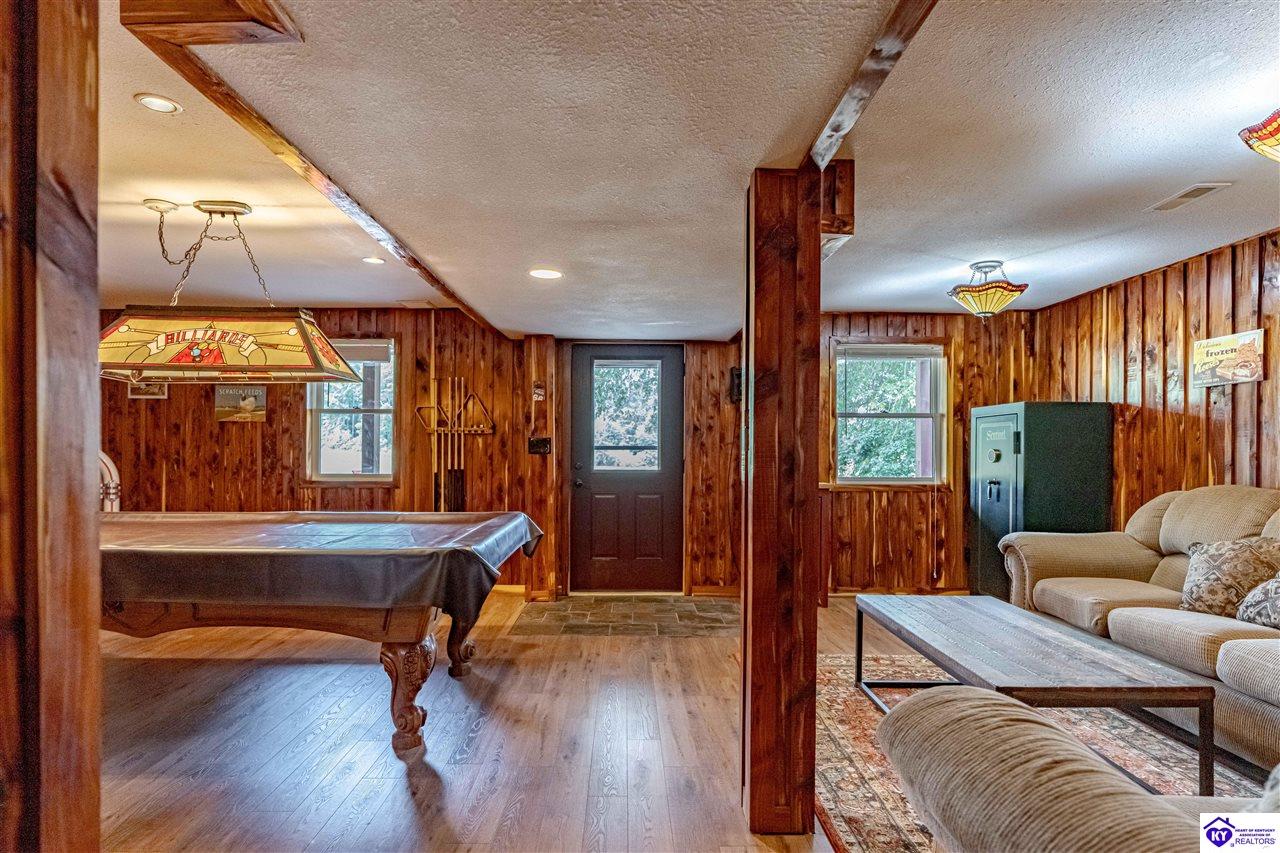 5846 Valley Creek Road