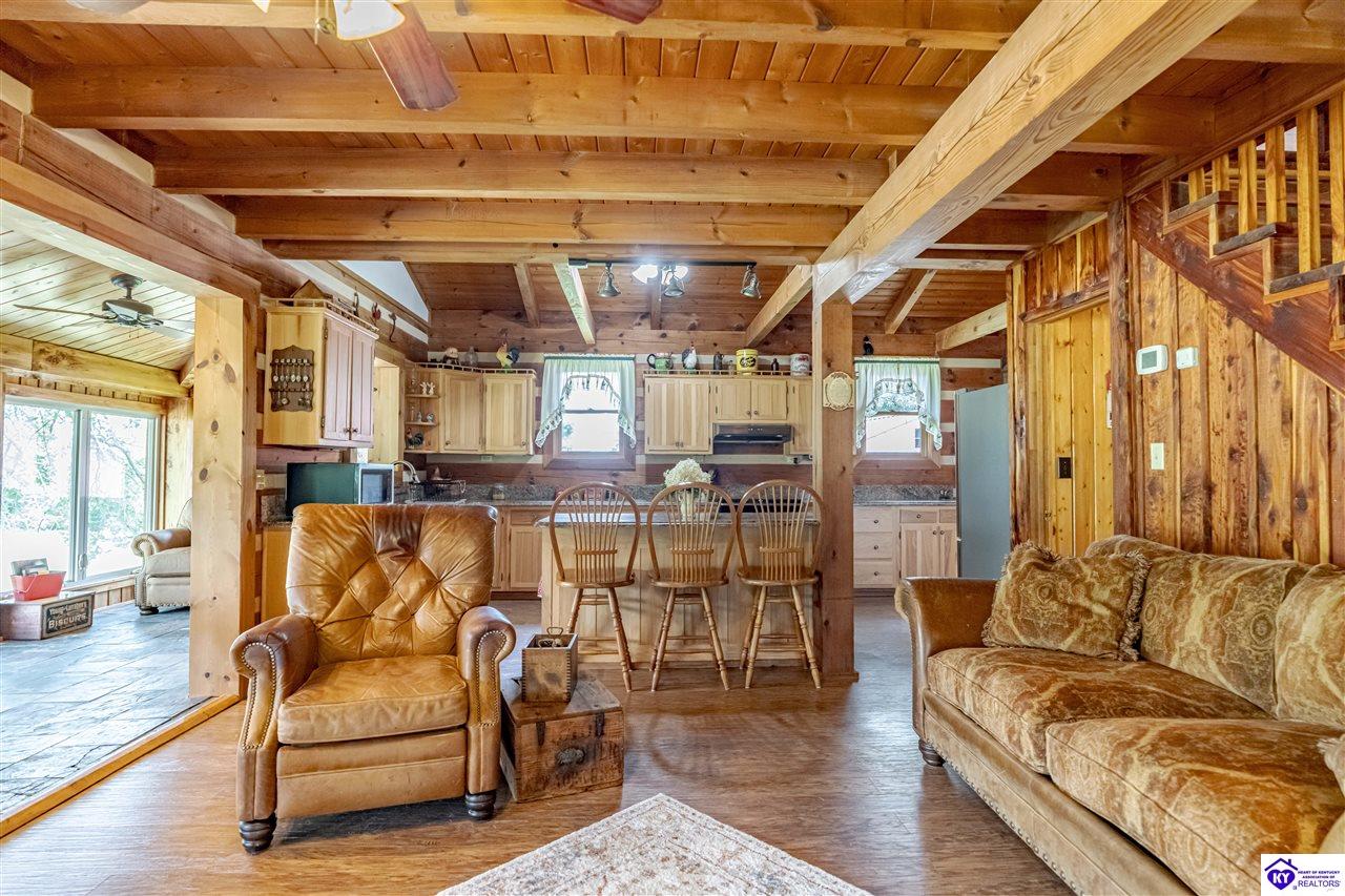5846 Valley Creek Road