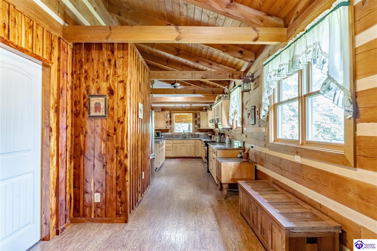 5846 Valley Creek Road