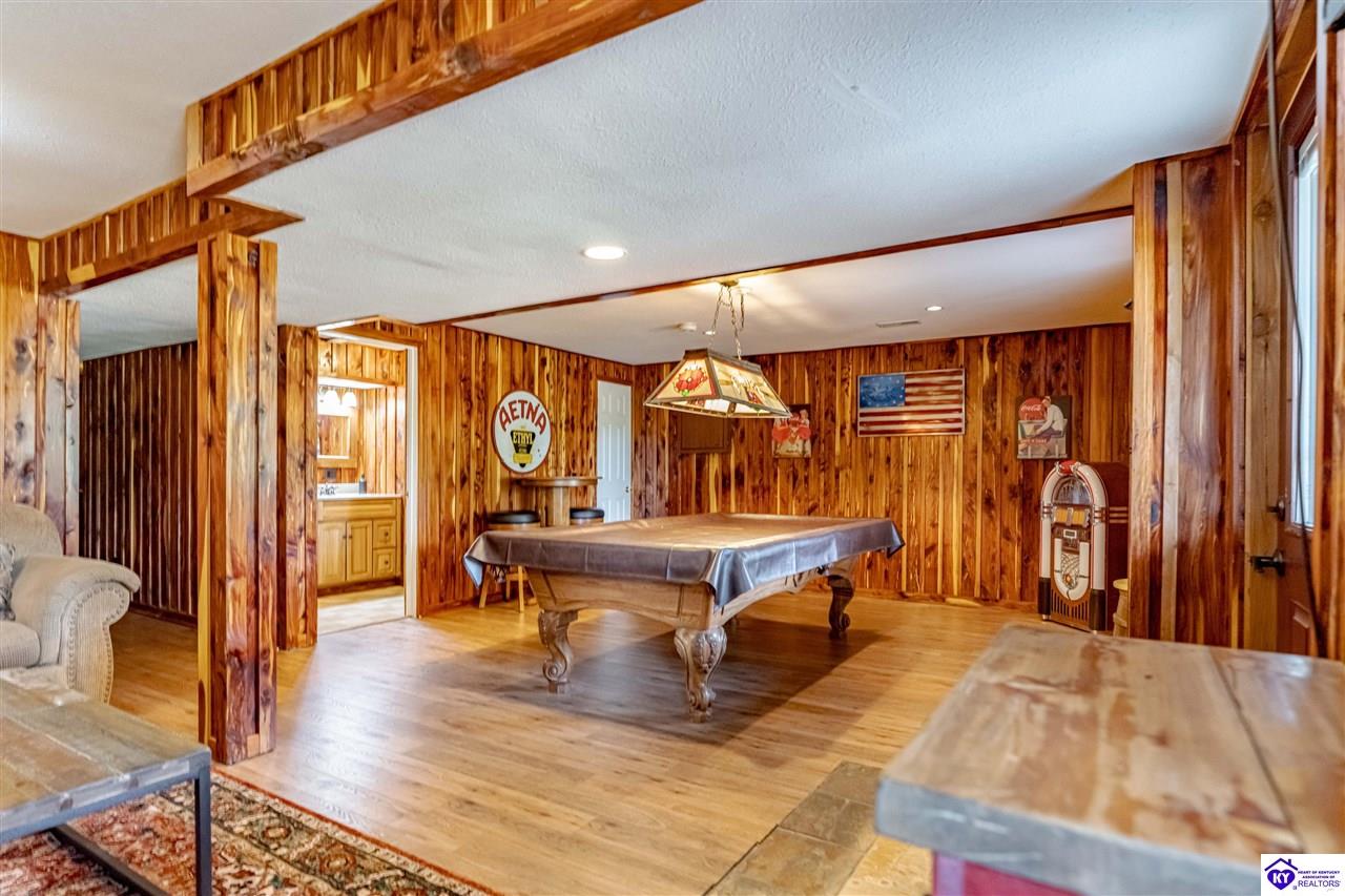 5846 Valley Creek Road