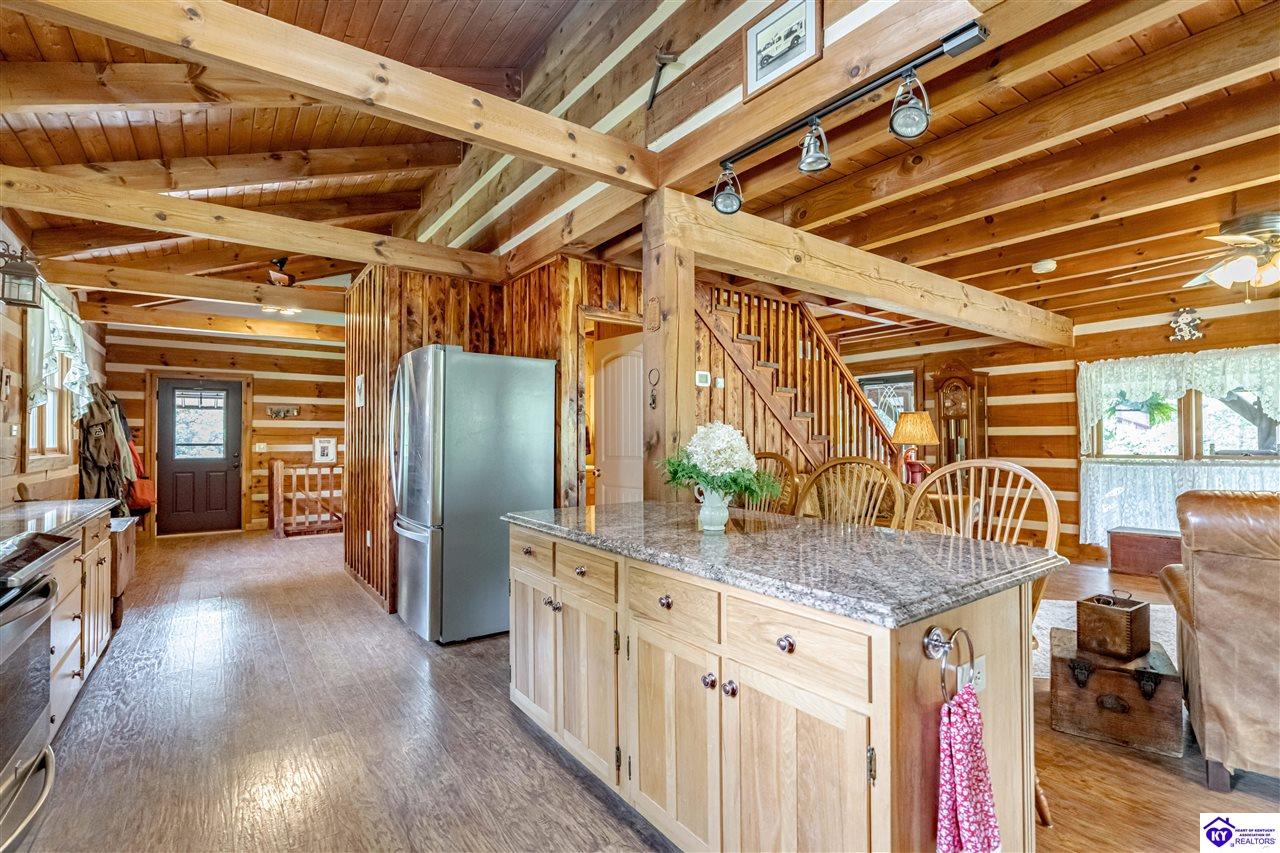 5846 Valley Creek Road