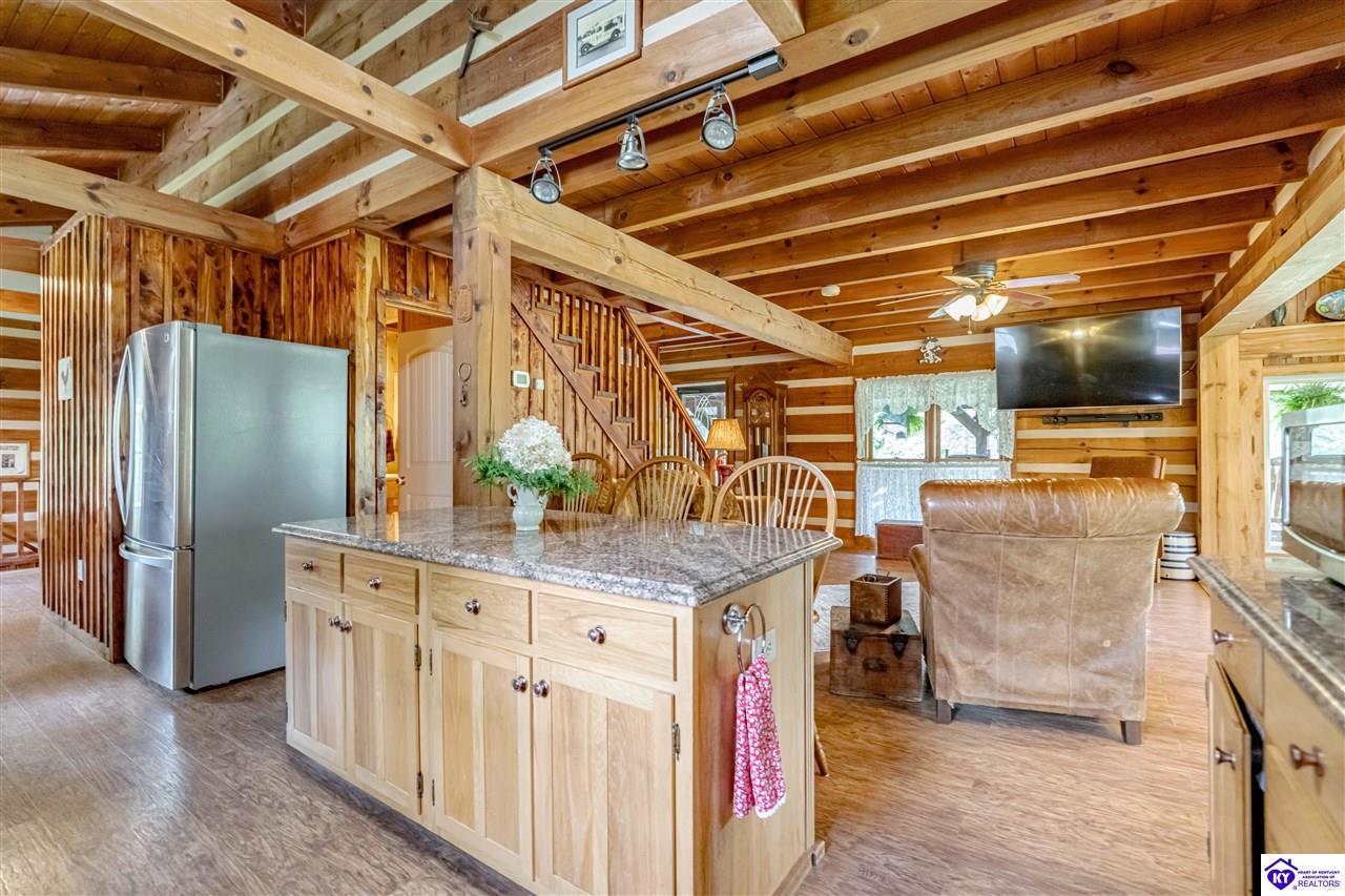 5846 Valley Creek Road