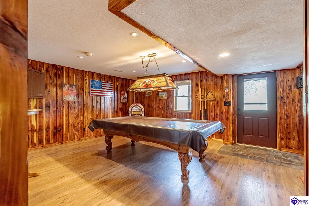 5846 Valley Creek Road