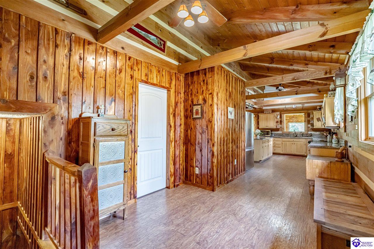 5846 Valley Creek Road
