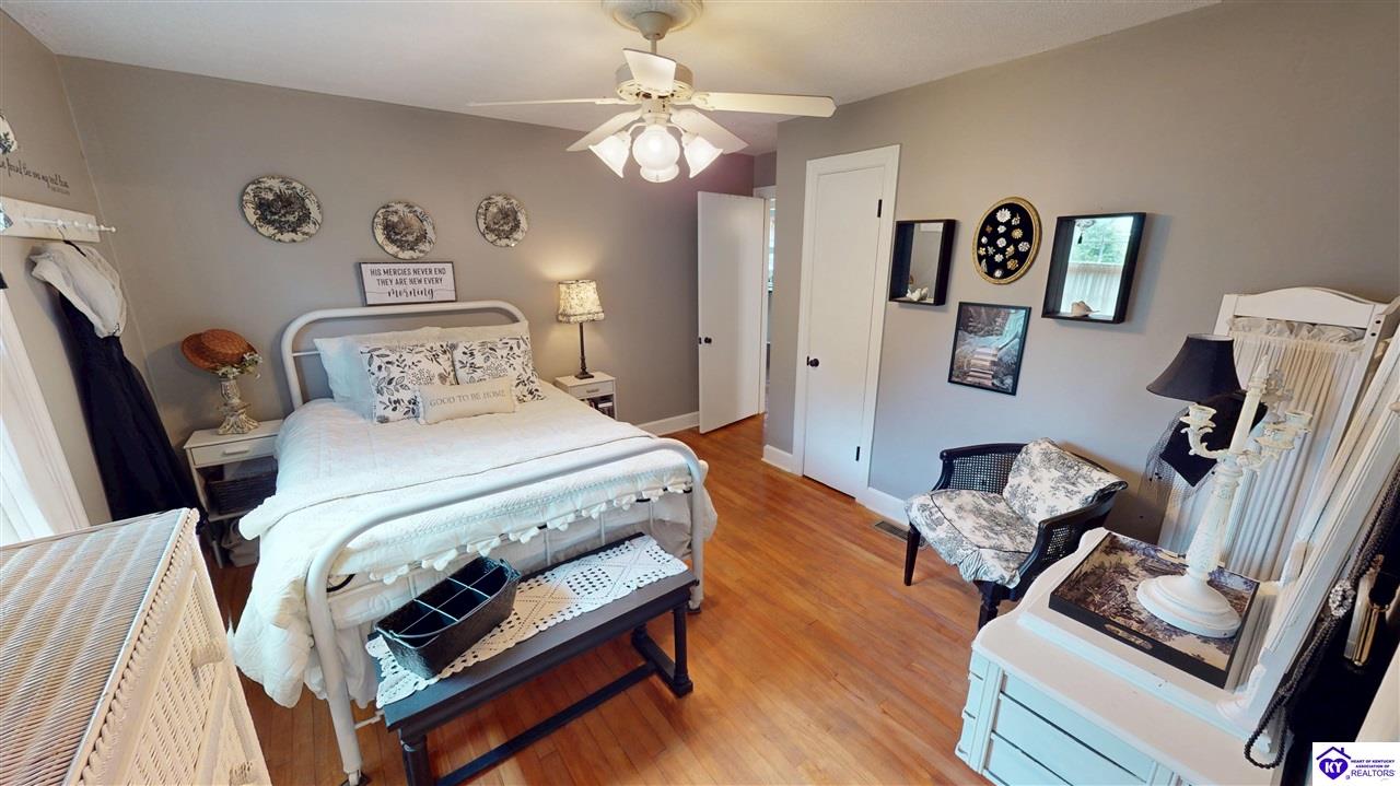 1445 Campbellsville Road