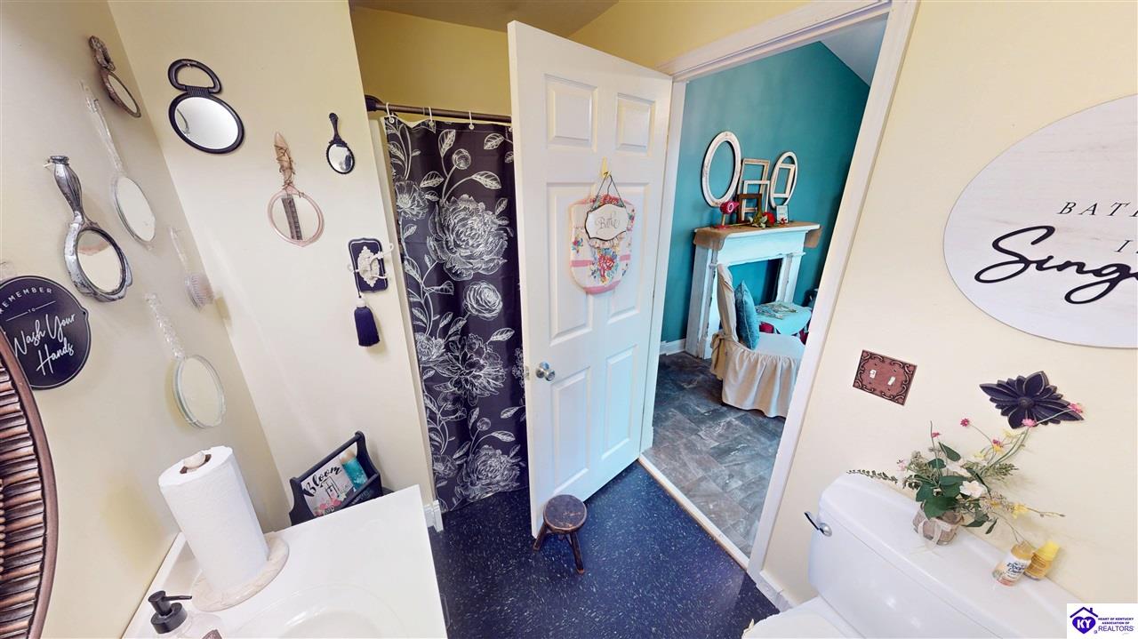 1445 Campbellsville Road