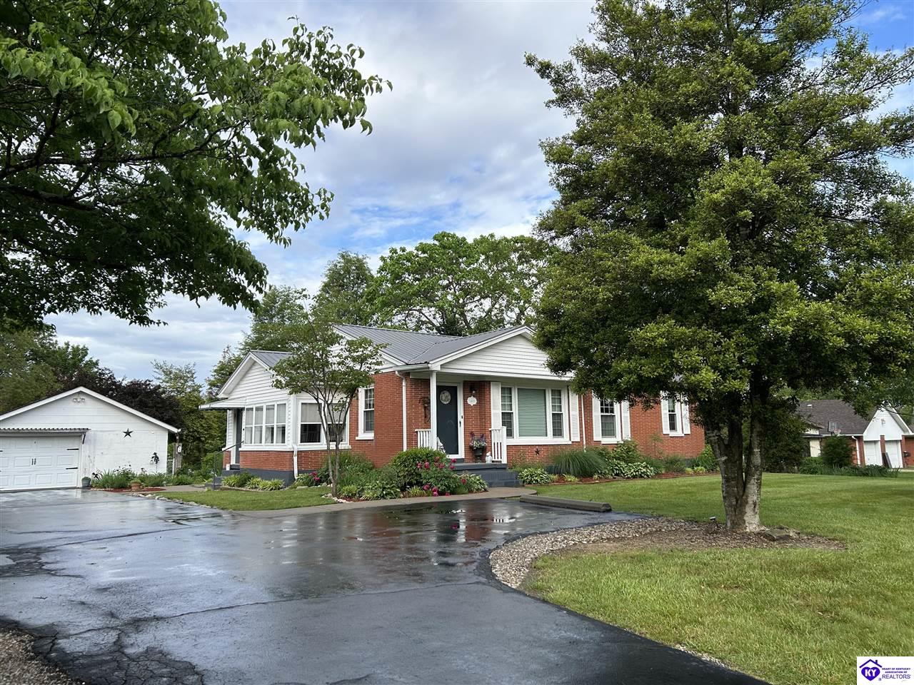 1445 Campbellsville Road