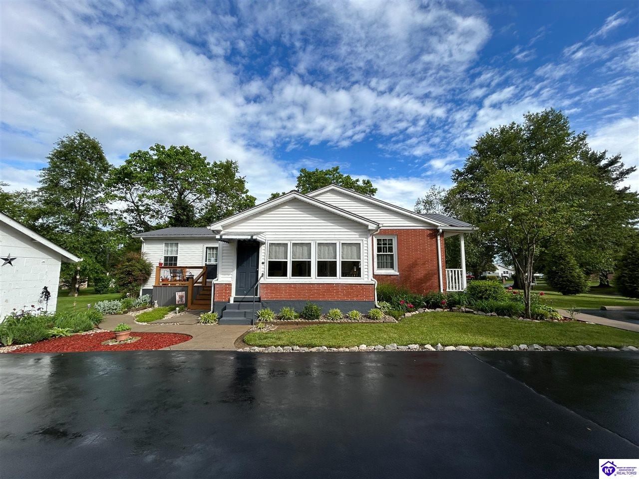 1445 Campbellsville Road
