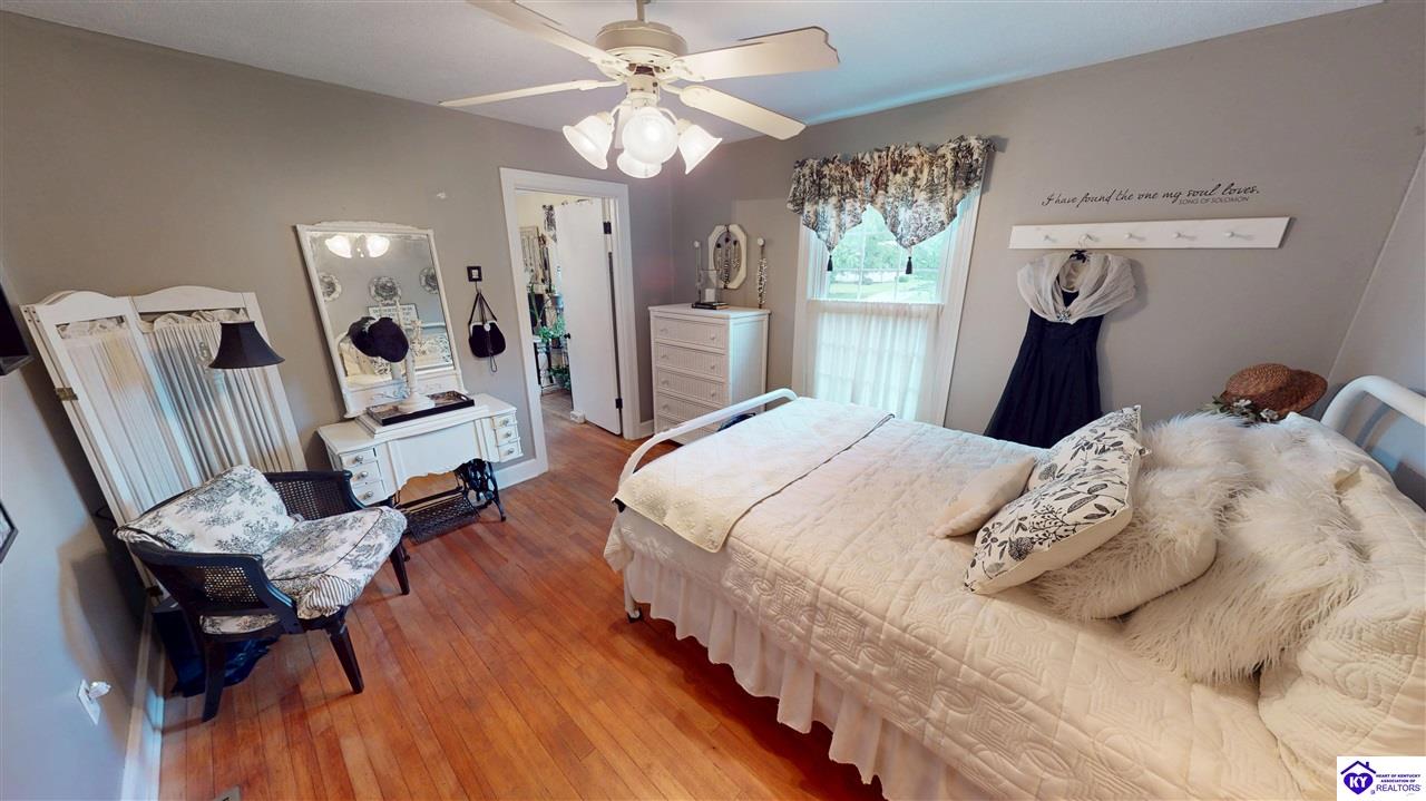 1445 Campbellsville Road