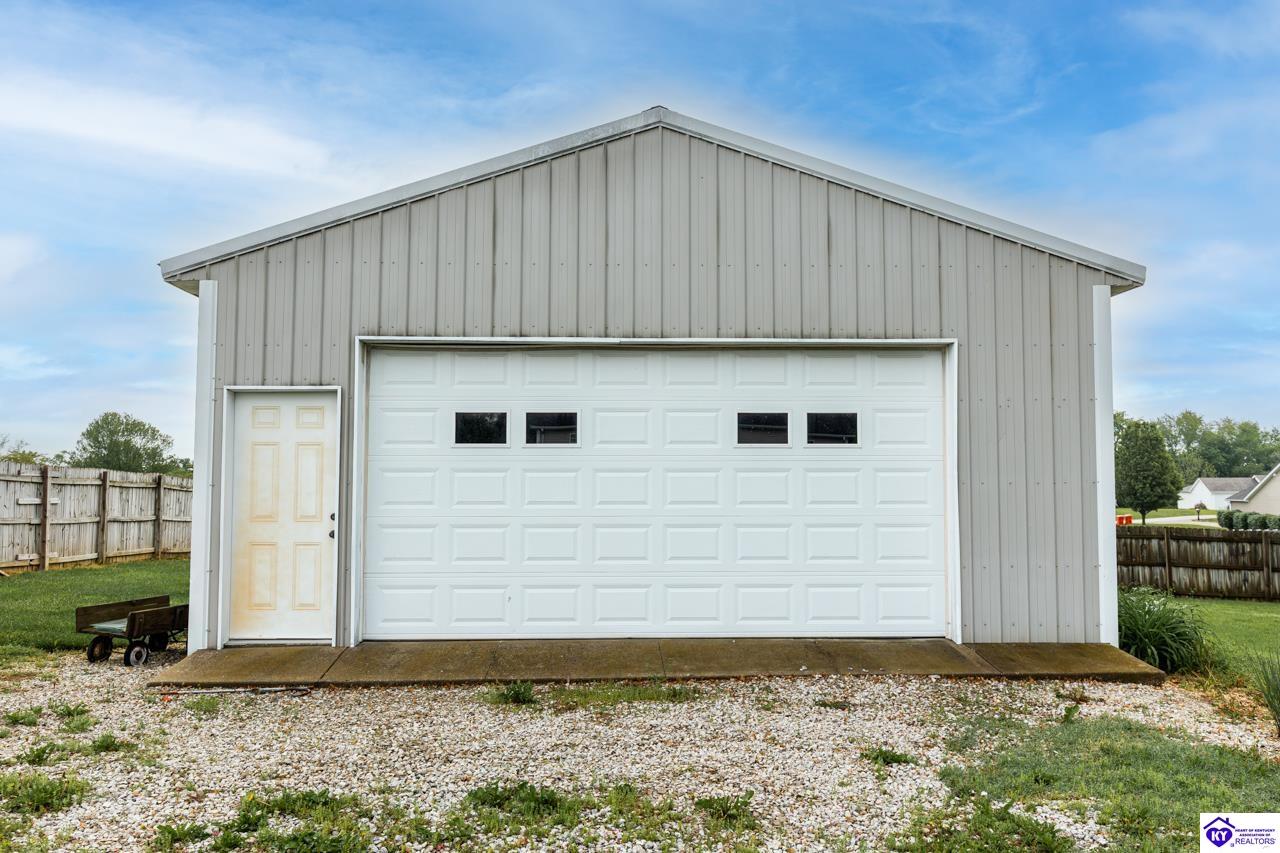 386 Kaylyn Drive
