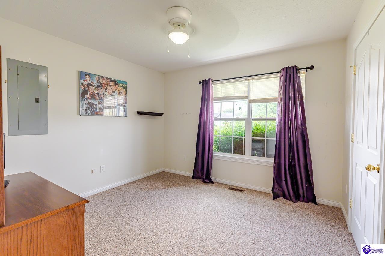386 Kaylyn Drive