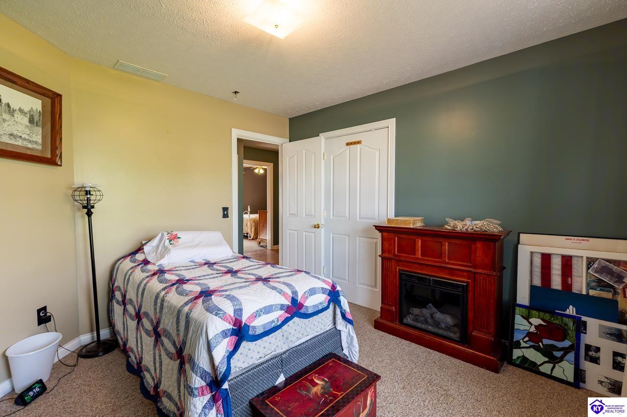 386 Kaylyn Drive