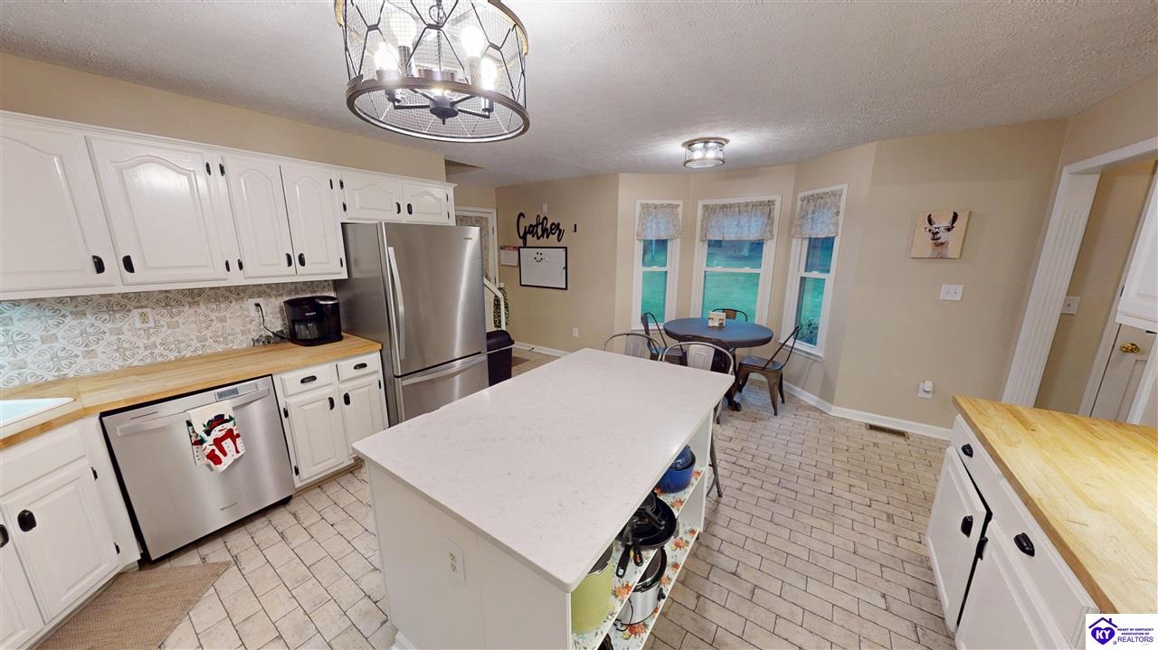 108 Overall Phillips Road