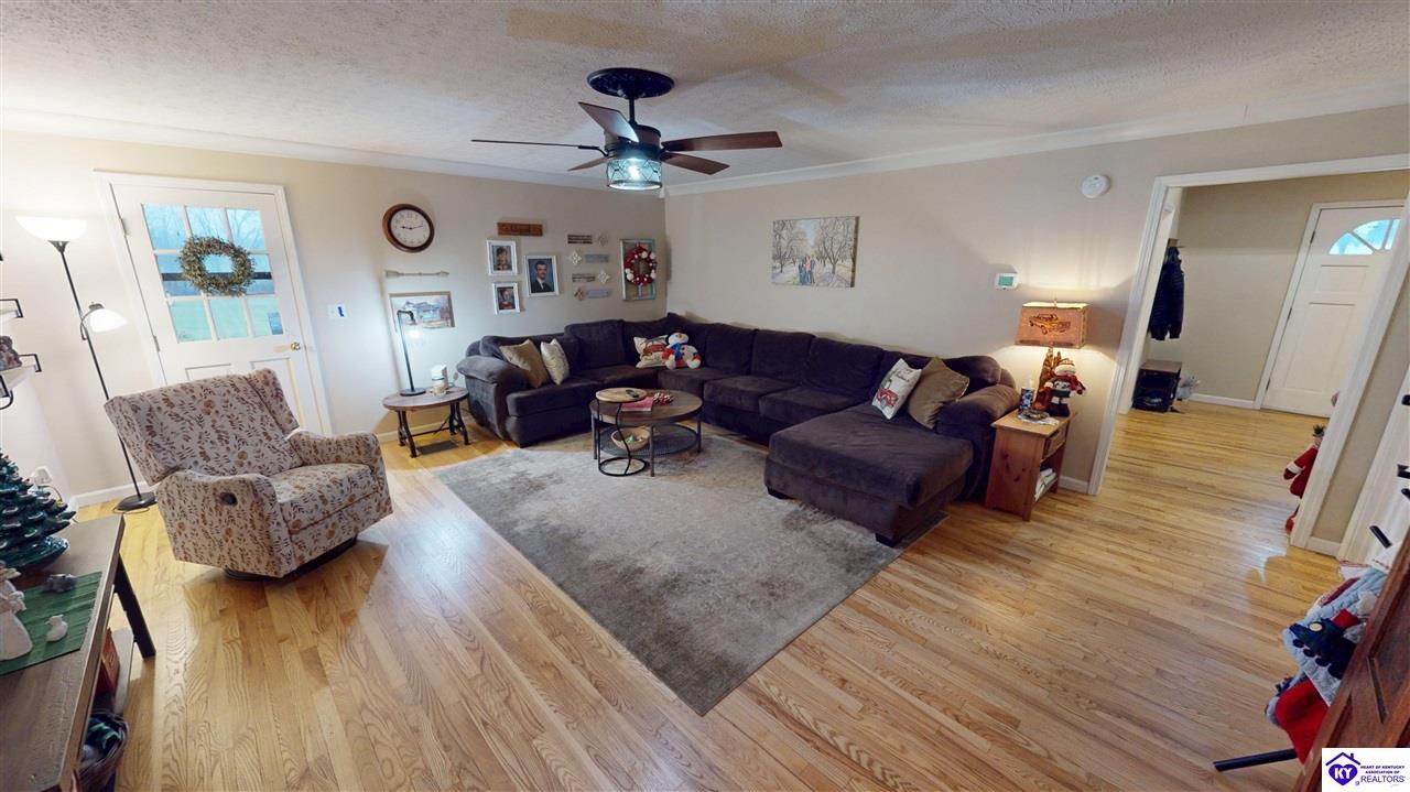 108 Overall Phillips Road