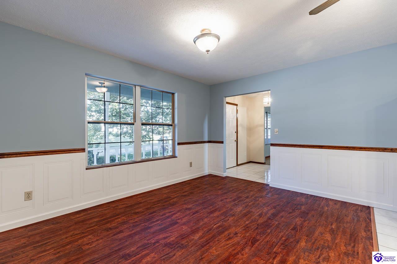 102 Larkspur Drive