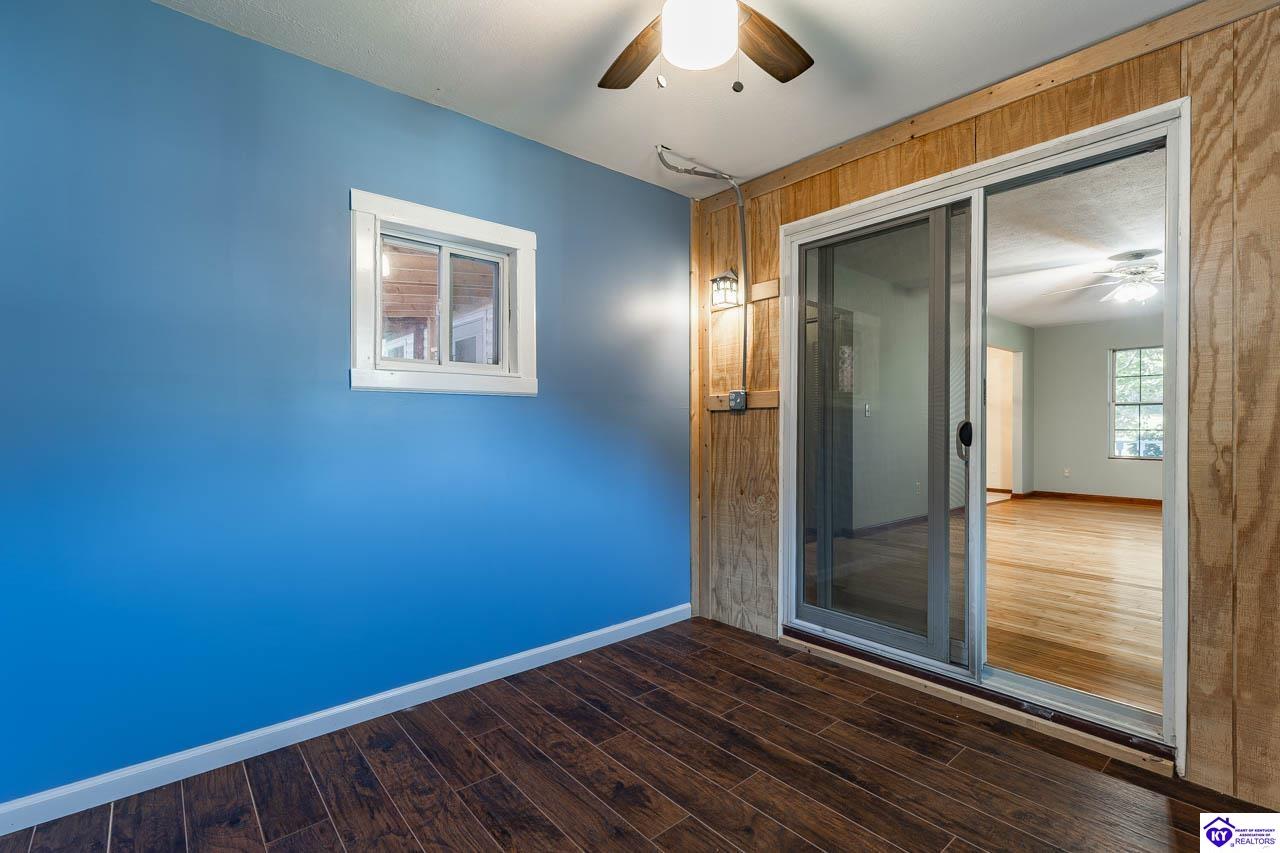 102 Larkspur Drive