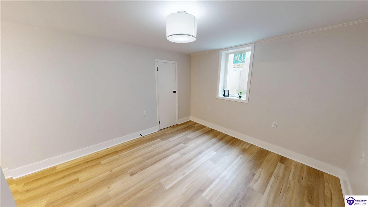 301 Edgewood Avenue