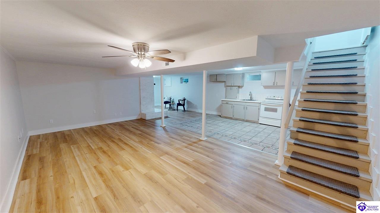 301 Edgewood Avenue