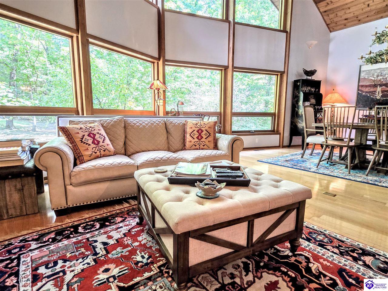 78 Hickory Hills Court