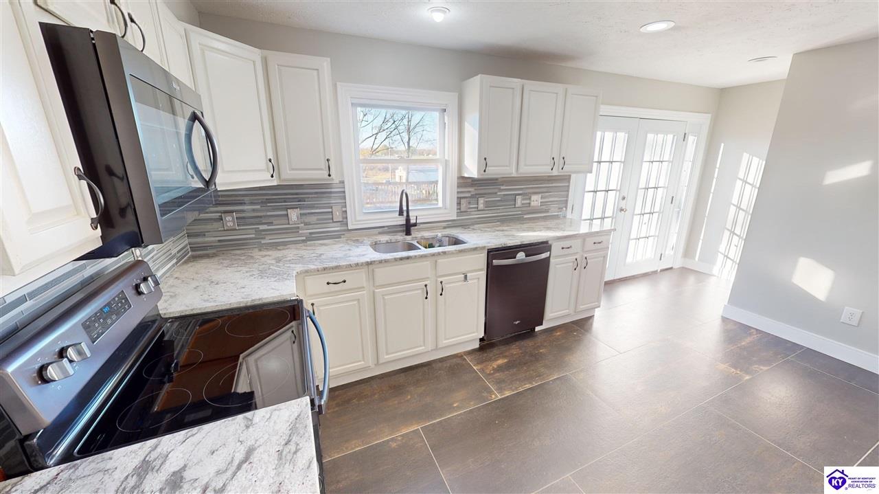818 Otter Creek Road
