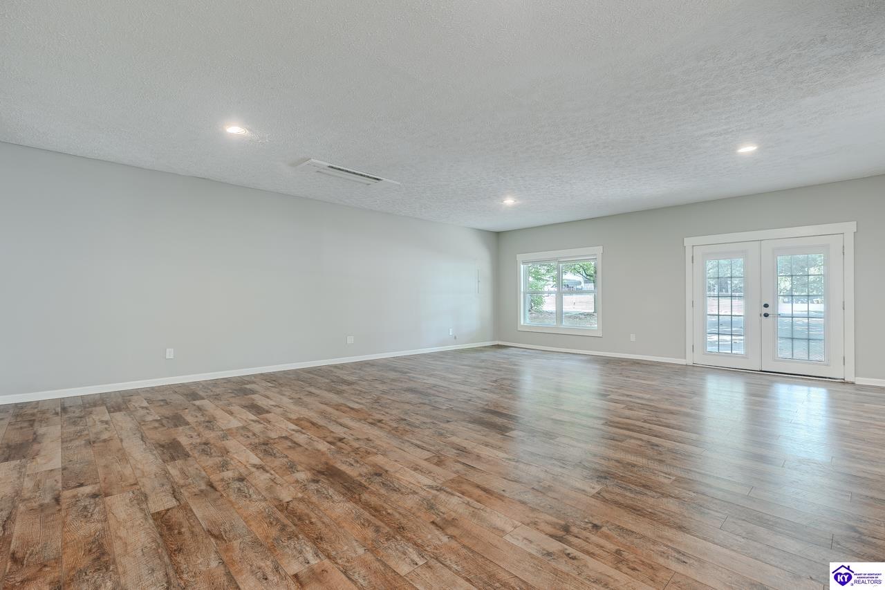 343 Meadowview Drive