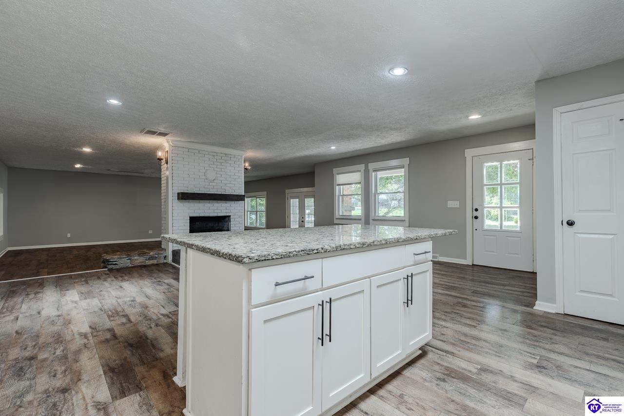 343 Meadowview Drive