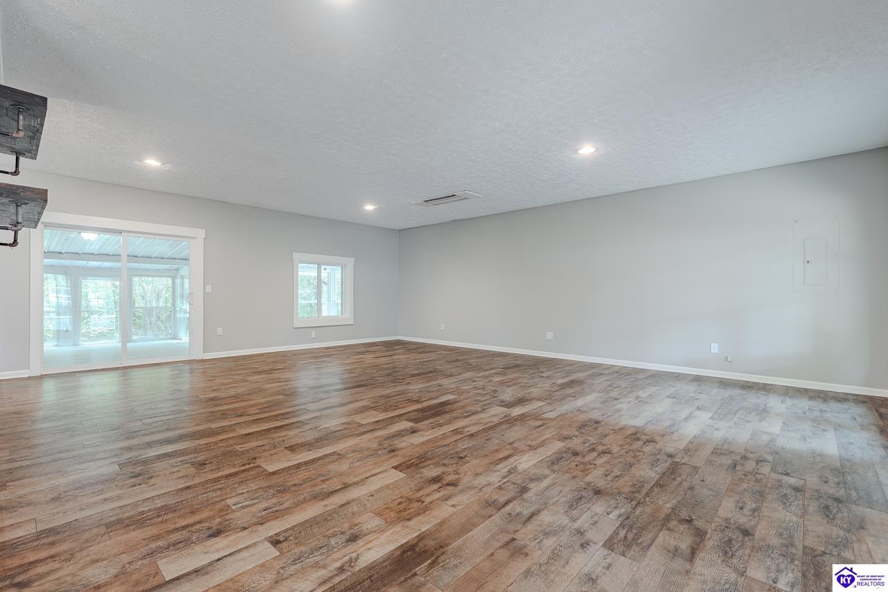 343 Meadowview Drive