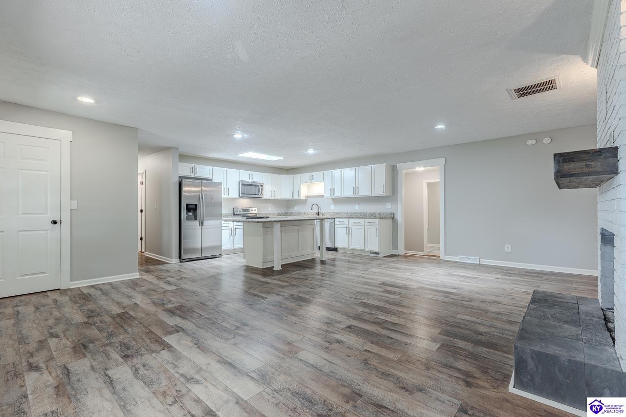 343 Meadowview Drive