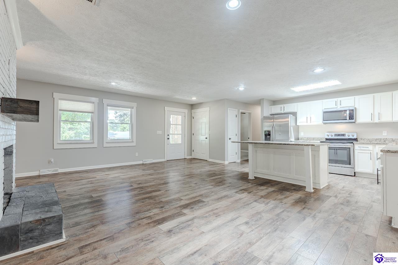 343 Meadowview Drive