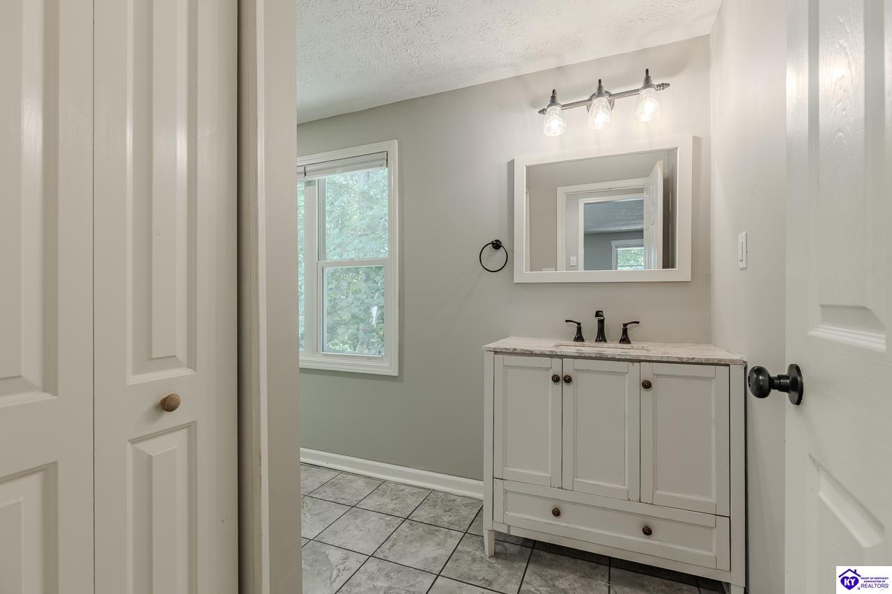 343 Meadowview Drive