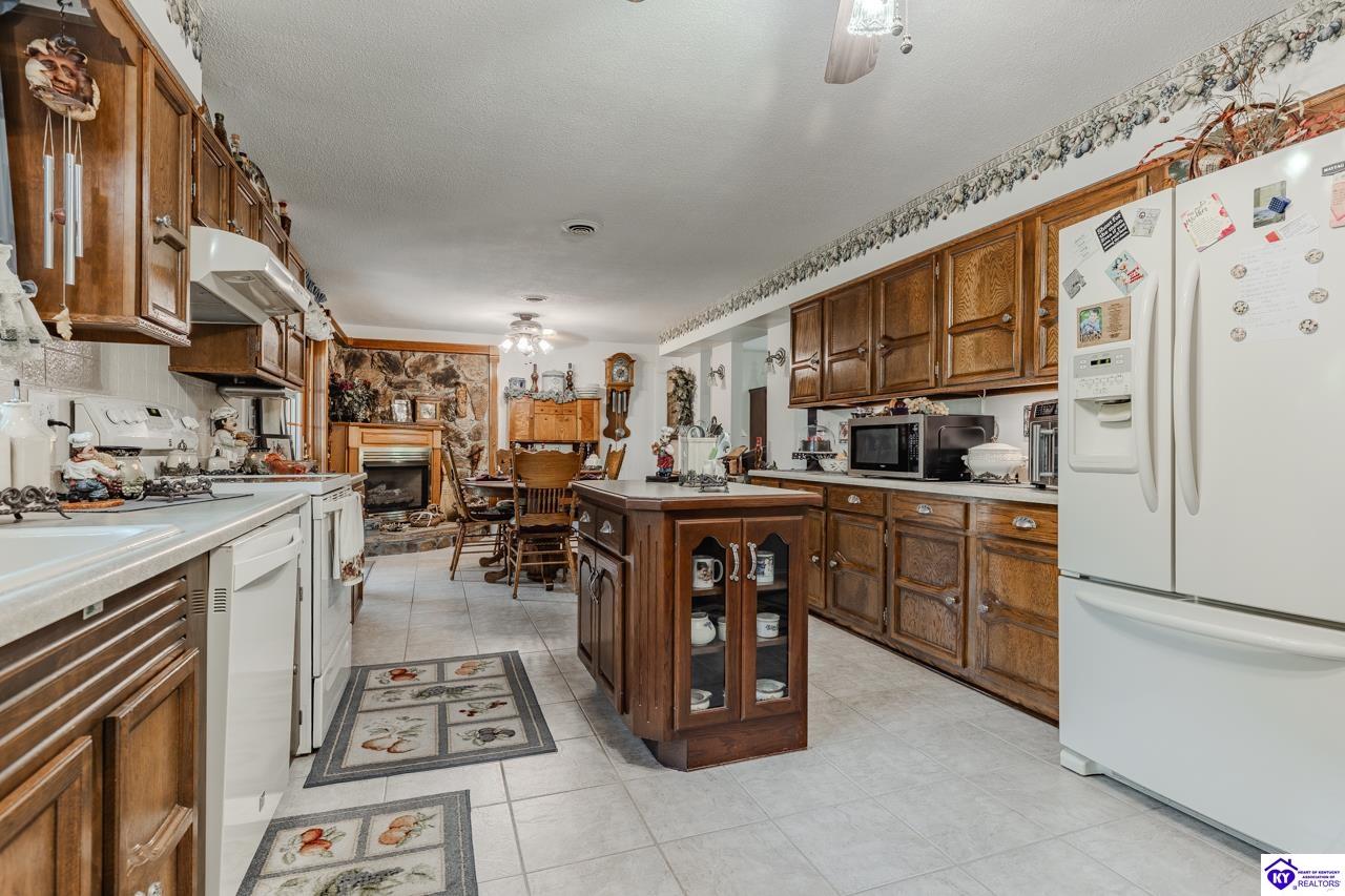 696 Pine Valley Drive